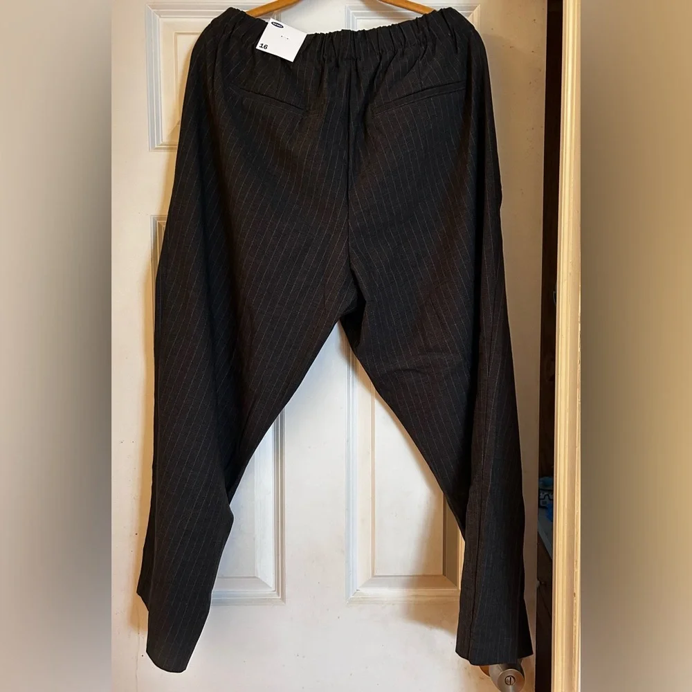 Old Navy Dress Pants - Picture 2 of 7